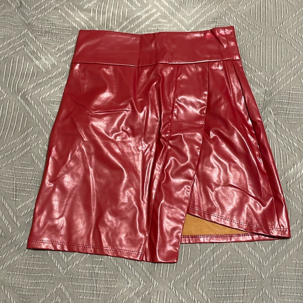 SHEIN, never worn, thin fleece on the inside.